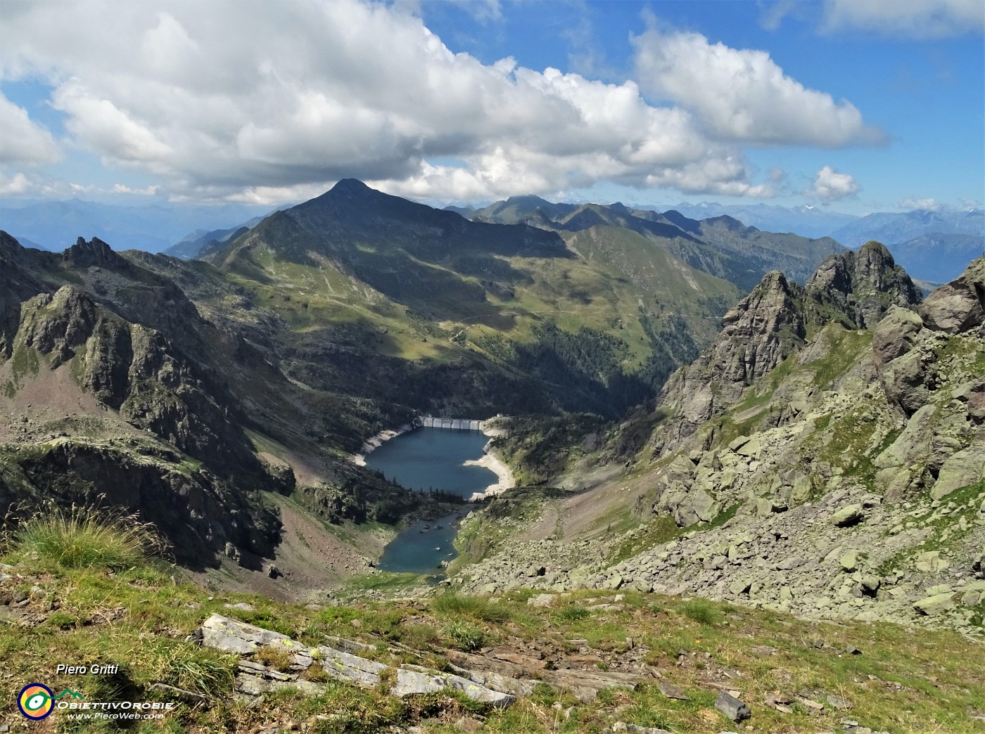 58 Valle di Trona con laghi di Trona e Zancone.JPG